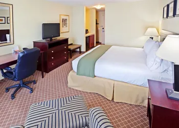 Holiday Inn Express Chehalis-Centralia by IHG hotel thumbnail 3