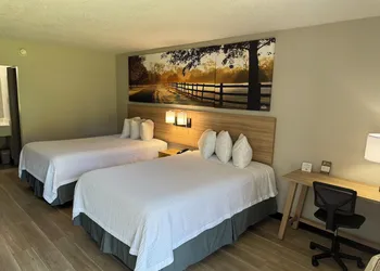 Days Inn by Wyndham Crystal River hotel thumbnail 7