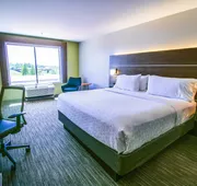 Holiday Inn Express Hotel & Suites, a Baton Rouge-Port Allen by IHG hotel detail image 5