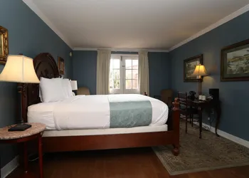 Malaga Inn hotel thumbnail 8