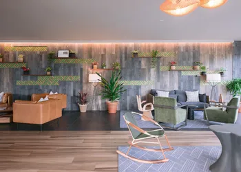 SCP Hilo Hotel hotel thumbnail 6