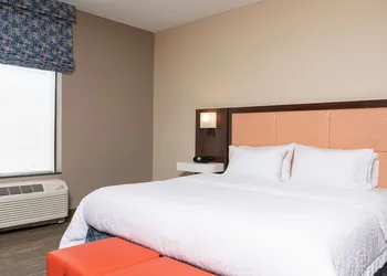 Hampton Inn Warsaw hotel thumbnail 6