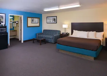 Americas Best Value Inn Batesville hotel thumbnail 3