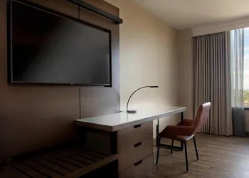 Winston-Salem Marriott hotel thumbnail 6