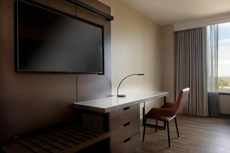 Winston-Salem Marriott hotel detail image 6