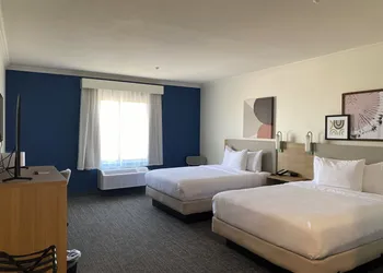 Spark by Hilton Yucca Valley Joshua Tree hotel thumbnail 6