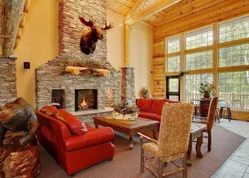 Whitefish Lodge and Suites hotel thumbnail 2