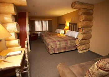 Whitefish Lodge and Suites hotel thumbnail 3