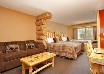 Whitefish Lodge and Suites hotel thumbnail 4