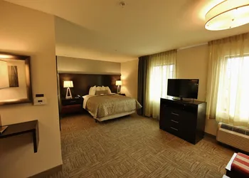 Staybridge Suites Liverpool Syracuse by IHG hotel thumbnail 3