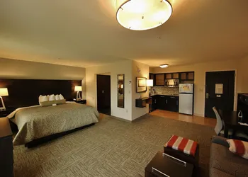 Staybridge Suites Liverpool Syracuse by IHG hotel thumbnail 7