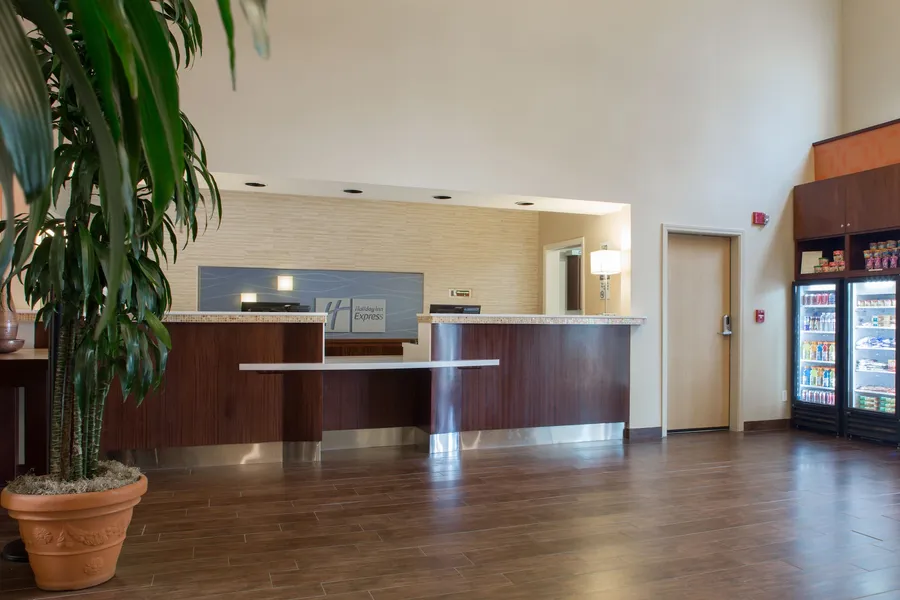 Holiday Inn Express Hotel & Suites San Jose-Morgan Hill by IHG hotel detail image 2