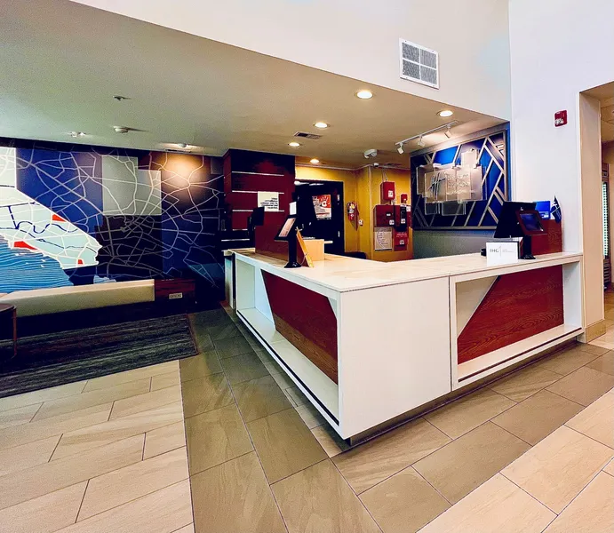 Holiday Inn Express Hotel & Suites Berkeley by IHG hotel detail image 2