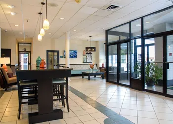 Quality Inn Lewisburg hotel thumbnail 2