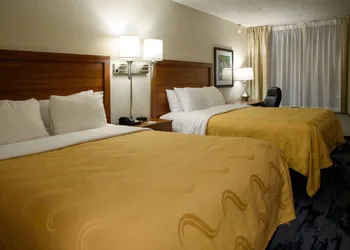 Quality Inn Lewisburg hotel thumbnail 4