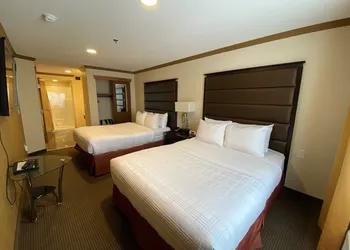 Camrose Resort & Casino hotel thumbnail 4
