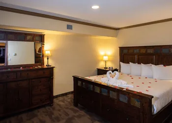 Camrose Resort & Casino hotel thumbnail 6