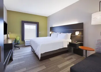 Holiday Inn Express Tiffin by IHG hotel thumbnail 5