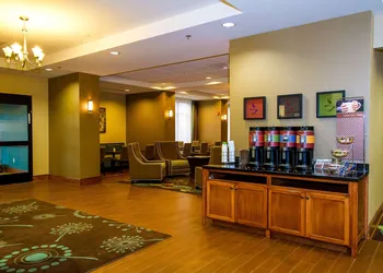 Hampton Inn Fayetteville hotel thumbnail 4