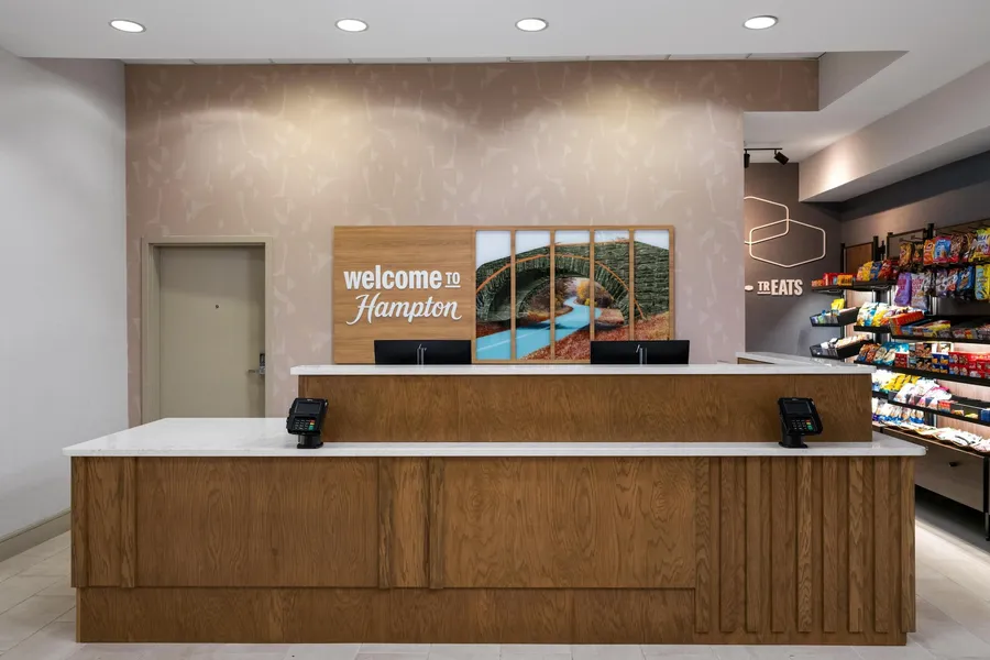 Hampton Inn & Suites Southern Pines-Pinehurst hotel detail image 2