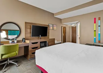 Hampton Inn Princeton hotel thumbnail 5