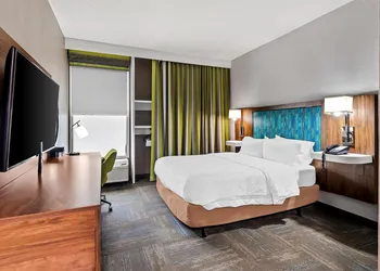 Hampton Inn Princeton hotel thumbnail 8