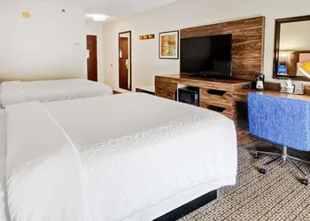 Hampton Inn Van Buren hotel thumbnail 2