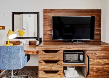 Hampton Inn Van Buren hotel thumbnail 5