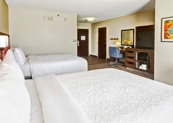 Hampton Inn Van Buren hotel thumbnail 6