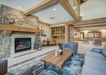 Mountain Thunder Lodge, A Vail Resorts Property hotel thumbnail 4