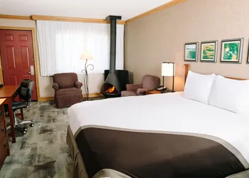 Cavalier Oceanfront Resort hotel thumbnail 5
