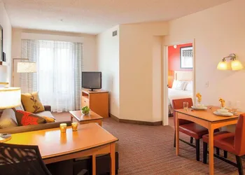 Sonesta ES Suites Phoenix Goodyear hotel thumbnail 4
