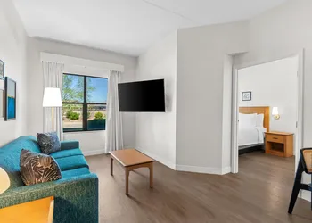 Sonesta ES Suites Phoenix Goodyear hotel thumbnail 6