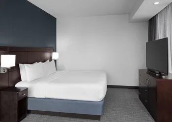 Courtyard by Marriott Cleveland University Circle hotel thumbnail 8