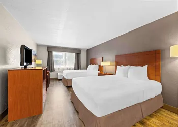 Best Western Inn At The Rogue hotel thumbnail 5