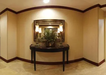 Holiday Inn Express Hotel & Suites Harriman by IHG hotel thumbnail 2