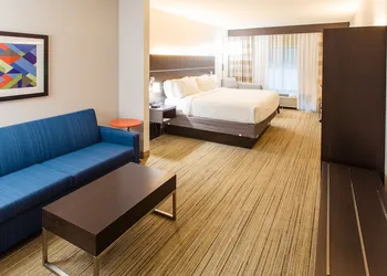 Holiday Inn Express Hotel & Suites Harriman by IHG hotel thumbnail 8