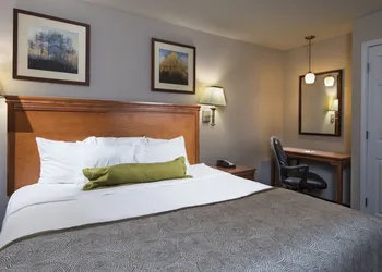 Candlewood Suites Macon by IHG hotel thumbnail 7