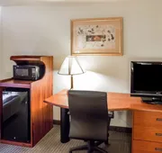 Quality Inn Parsons North hotel detail image 7