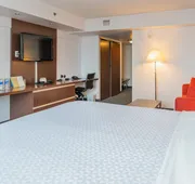 Lakeview Signature, Trademark Collection by Wyndham hotel detail image 7