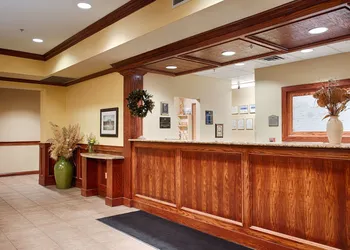 Best Western Plus Butterfield Inn hotel thumbnail 4
