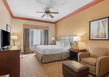 Best Western Plus Butterfield Inn hotel thumbnail 5