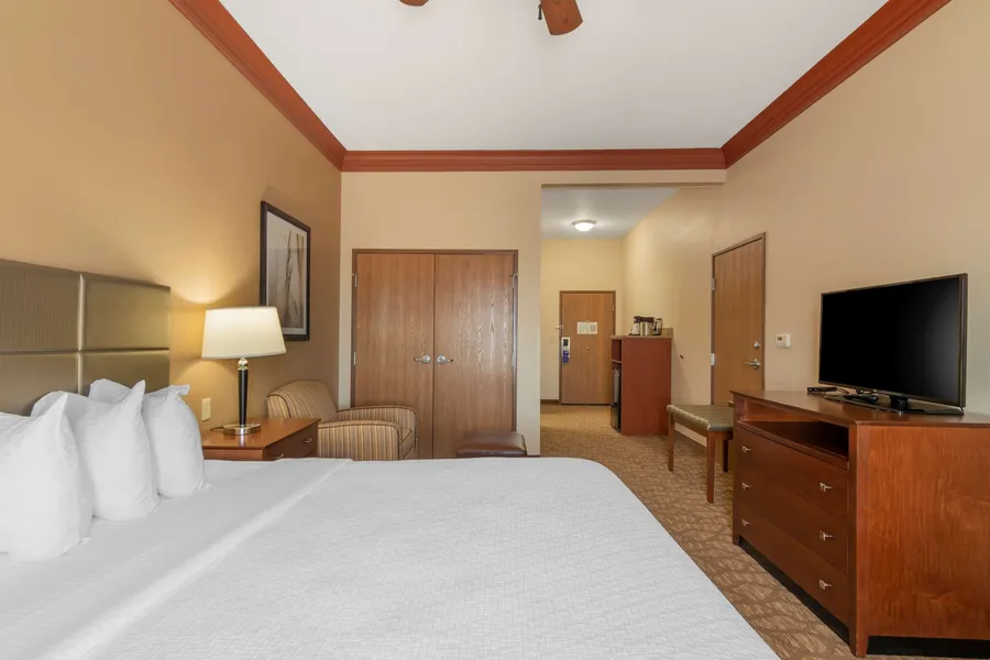 Best Western Plus Butterfield Inn hotel detail image 6