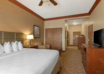 Best Western Plus Butterfield Inn hotel thumbnail 7