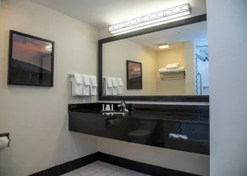 Fairfield Inn & Suites by Marriott Lewisburg hotel thumbnail 8