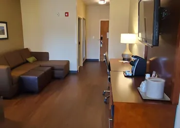 Comfort Suites Helena Airport hotel thumbnail 6