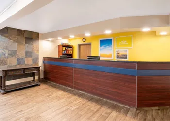Days Inn & Suites by Wyndham Greeley hotel thumbnail 2