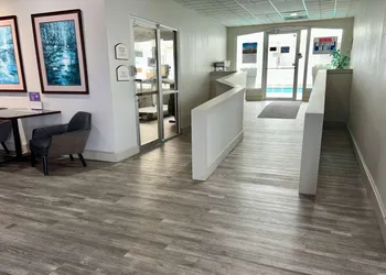 Baymont by Wyndham Keokuk hotel thumbnail 3