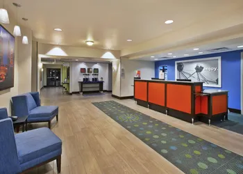 Hampton Inn & Suites Elyria hotel thumbnail 2