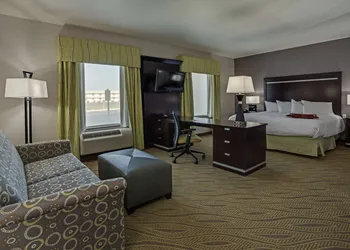 Hampton Inn & Suites Elyria hotel thumbnail 6
